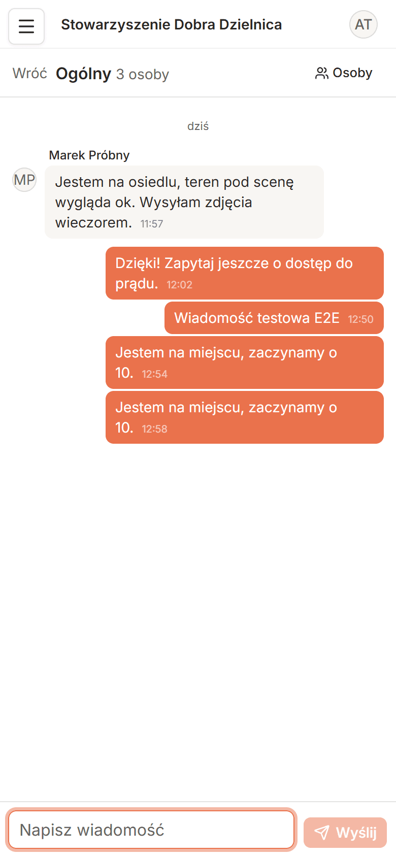 Czat zespołu na telefonie